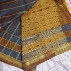 Double shade sari